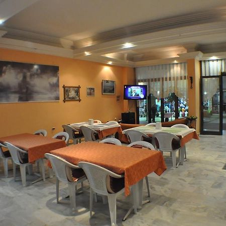 Akerdem Hotel Kusadası Eksteriør bilde