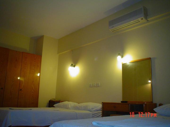 Akerdem Hotel Kusadası Rom bilde